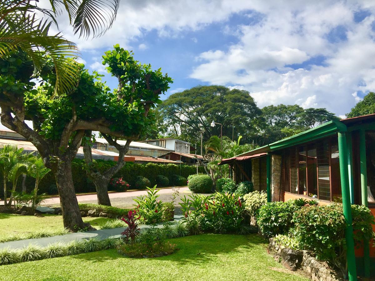 Hotel Bristol Aeropuerto Alajuela Exterior photo